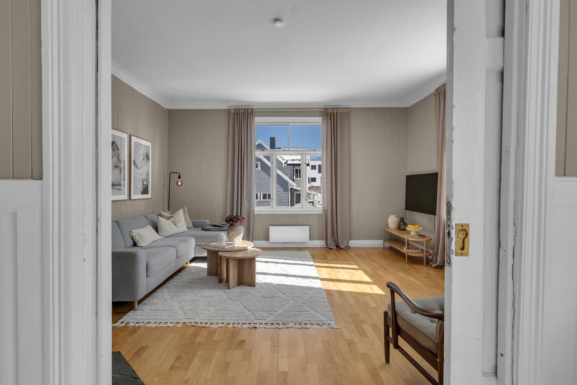 Lovely City Center Apartment With Amazing Views And Free Parking! ทรอมโซ ภายนอก รูปภาพ